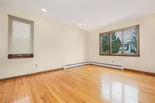 325 Middle Rd, Blue Point, NY 11715 - Photo 19