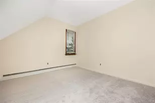 325 Middle Rd, Blue Point, NY 11715 - Photo 25