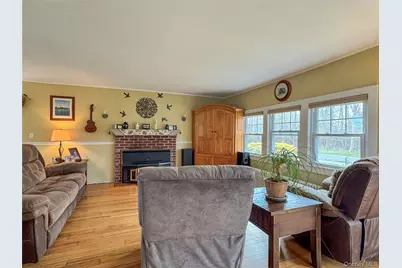 21 Maple Avenue, East Moriches, NY 11940 - Photo 3