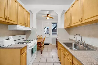 2925 Wellman Avenue, Bronx, NY 10461 - Photo 5