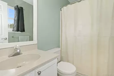 8 Eagle Lane, Poughkeepsie, NY 12601 - Photo 17