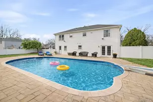 8 Eagle Ln, Poughkeepsie, NY 12601 - Photo 33