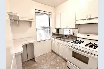 141-42 78th Avenue #1F, Kew Gardens, NY 11367 - Photo 5