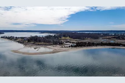 224 Centre Island Road, Centre Island, NY 11771 - Photo 15