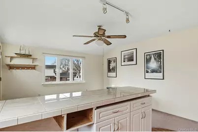 10 Leanore Drive, Farmingdale, NY 11735 - Photo 7