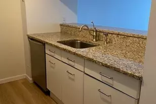 4 Martine Ave, White Plains, NY 10606 - Photo 7