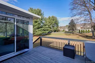 17 Andover Ln, Poughkeepsie, NY 12601 - Photo 17