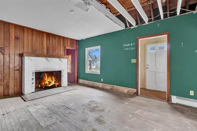 97 Pardee Avenue, Islip, NY 11751 - Photo 13