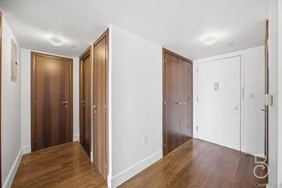 21-24 30th Avenue #4A, Astoria, NY 11102 - Photo 9