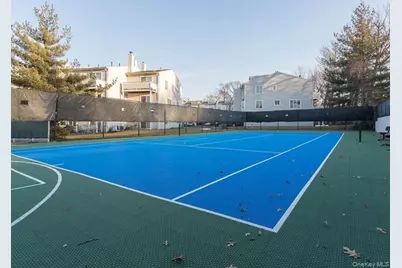 239-48B Oak Park Drive #7B, Douglaston, NY 11362 - Photo 19