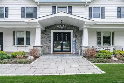 62 Randolph Drive, Dix Hills, NY 11746 - Photo 5