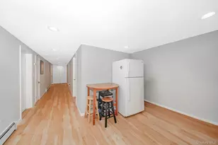 827 Bermuda Rd, West Babylon, NY 11704 - Photo 9