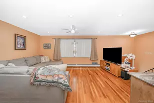 827 Bermuda Rd, West Babylon, NY 11704 - Photo 25