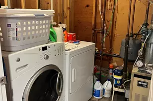 827 Bermuda Rd, West Babylon, NY 11704 - Photo 23