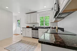 28 Valley View Rd, Chappaqua, NY 10514 - Photo 9