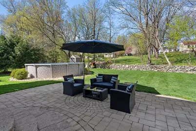 3403 Red Coat Drive, New Windsor, NY 12553 - Photo 35