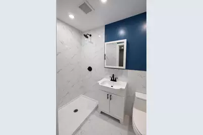 104 Phoenix Street, Hempstead, NY 11550 - Photo 11