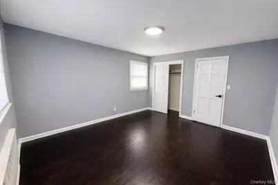 104 Phoenix Street, Hempstead, NY 11550 - Photo 5