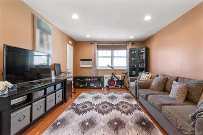 249-31 64th Avenue #2, Little Neck, NY 11362 - Photo 3