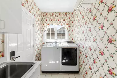 14 Meadow Lane, Manhasset, NY 11030 - Photo 15