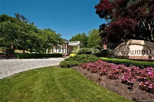 14 Meadow Ln, Manhasset, NY 11030 - Photo 33