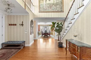 14 Meadow Ln, Manhasset, NY 11030 - Photo 5