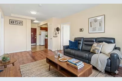 7133 162nd Street #4B, Fresh Meadows, NY 11365 - Photo 3