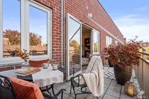 71-33 162nd St, Fresh Meadows, NY 11365 - Photo 11