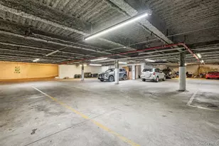 71-33 162nd St, Fresh Meadows, NY 11365 - Photo 23