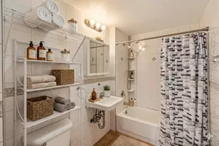 71-33 162nd St, Fresh Meadows, NY 11365 - Photo 7