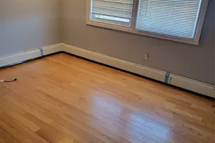 521 N 7th St, New Hyde Park, NY 11040 - Photo 13