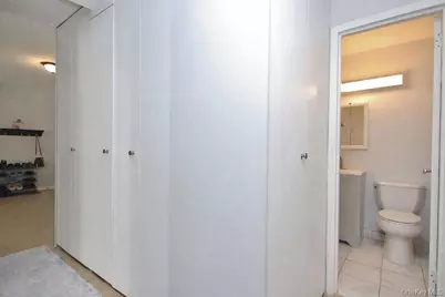 25 Stewart Place #412, Mount Kisco, NY 10549 - Photo 15