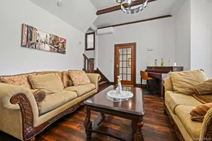 6 Dubonnet Rd, Valley Stream, NY 11581 - Photo 5