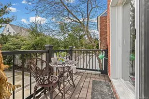 6 Dubonnet Rd, Valley Stream, NY 11581 - Photo 23