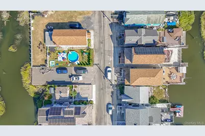 20 W 18th Road, Far Rockaway, NY 11693 - Photo 13