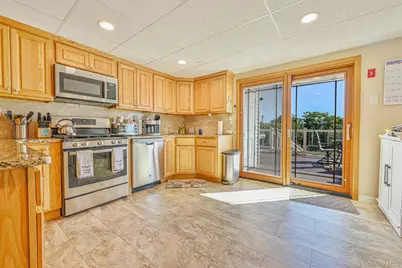 20 W 18th Road, Far Rockaway, NY 11693 - Photo 27