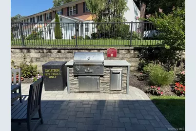 49 Santa Barbara Drive, Plainview, NY 11803 - Photo 21