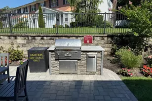 49 Santa Barbara Dr, Plainview, NY 11803 - Photo 21