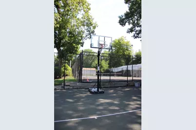 49 Santa Barbara Drive, Plainview, NY 11803 - Photo 33