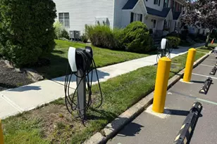 49 Santa Barbara Dr, Plainview, NY 11803 - Photo 35