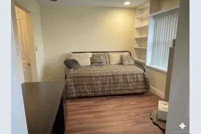 49 Santa Barbara Drive, Plainview, NY 11803 - Photo 13