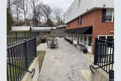 49 Santa Barbara Drive, Plainview, NY 11803 - Photo 19