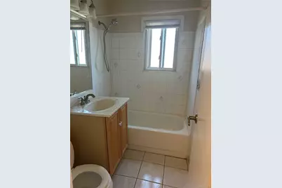 254 Edmunton Drive #K1 Edmunton Drive #K1, North Babylon, NY 11703 - Photo 3