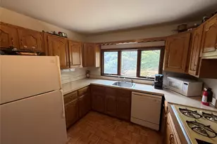 1441 Ulster Heights Rd, Ellenville, NY 12428 - Photo 17