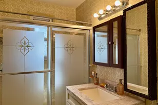 66-05 Garfield Ave, Woodside, NY 11377 - Photo 17