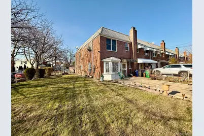66-05 Garfield Avenue, Woodside, NY 11377 - Photo 43