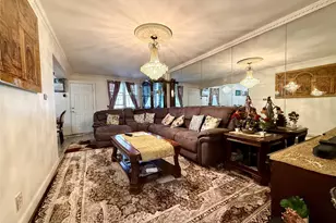 66-05 Garfield Ave, Woodside, NY 11377 - Photo 13