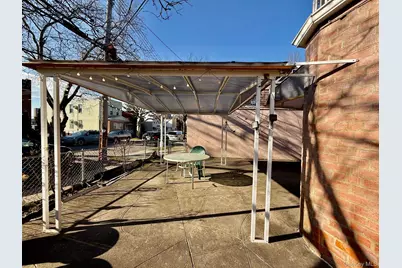 66-05 Garfield Avenue, Woodside, NY 11377 - Photo 41