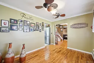 31 Circle Ln, Bay Shore, NY 11706 - Photo 19