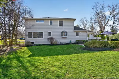 5 Longview Court, Huntington, NY 11743 - Photo 7